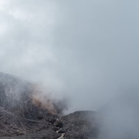 7 52 34 Costa RicaVolcanos path©JamesECockroft 20130822