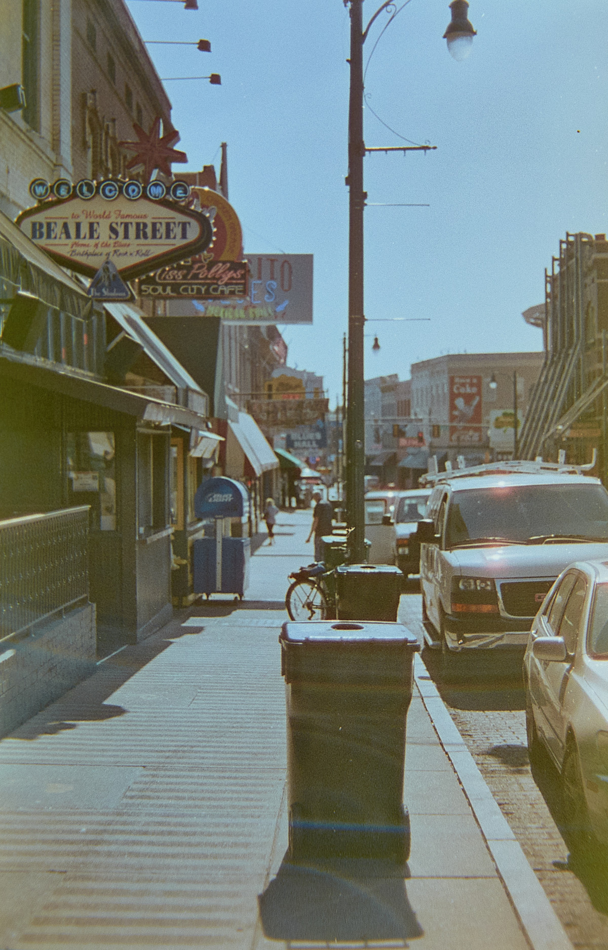 20150912 064535 Eureka Springfield Chicago Memphis 1616 ©2015 JamesECockroft