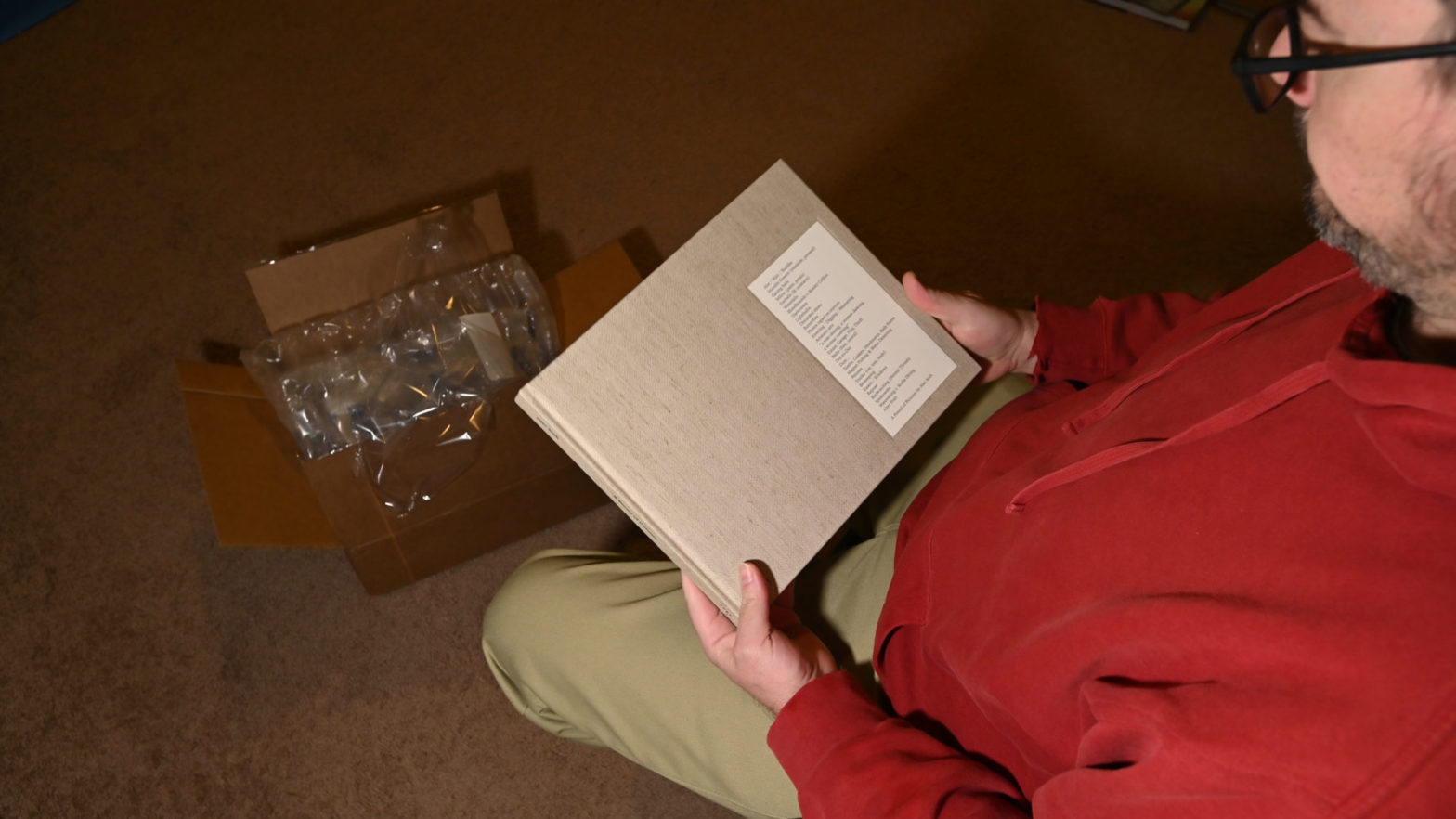 Unboxing-a-pound-of-pictures