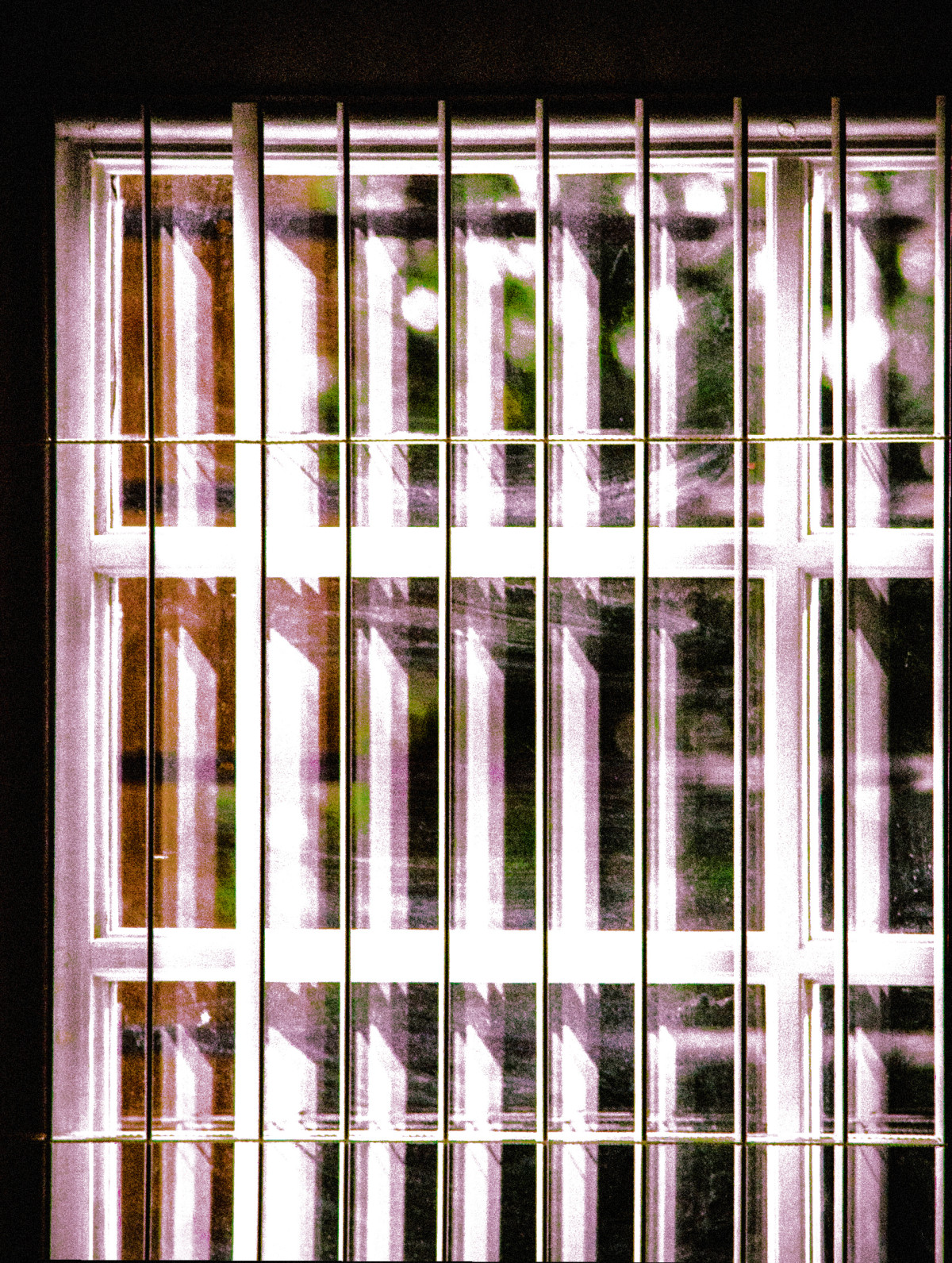 7 5224 kitchen door early afternoon©JamesECockroft 20130105 LR5CC xmp read